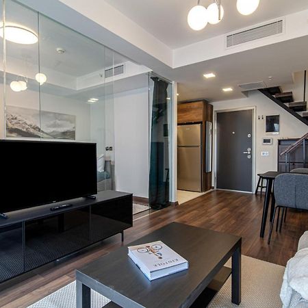 Sleek Residence Flat With Great Location In Sisli イスタンブール エクステリア 写真