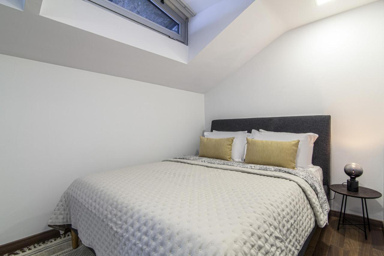 Sleek Residence Flat With Great Location In Sisli イスタンブール エクステリア 写真