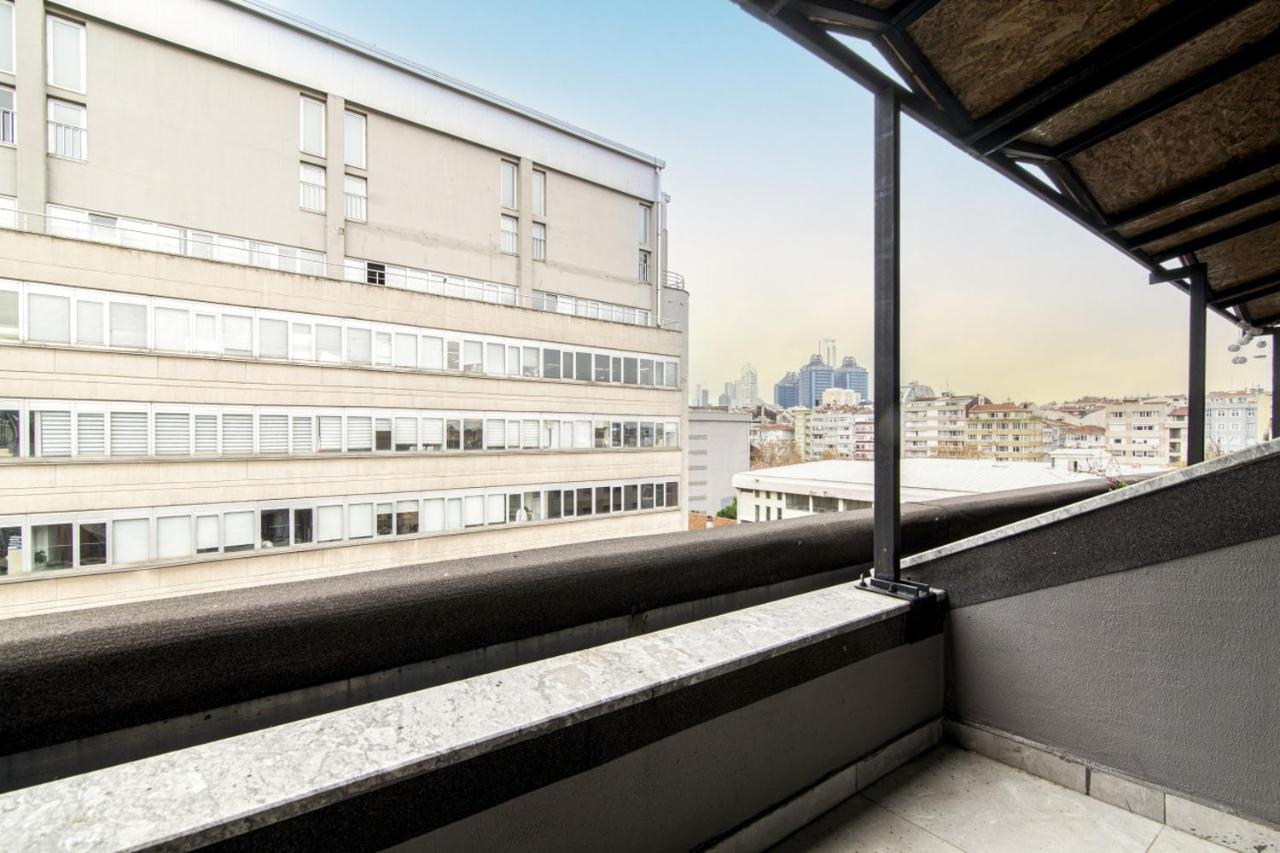 Sleek Residence Flat With Great Location In Sisli イスタンブール エクステリア 写真